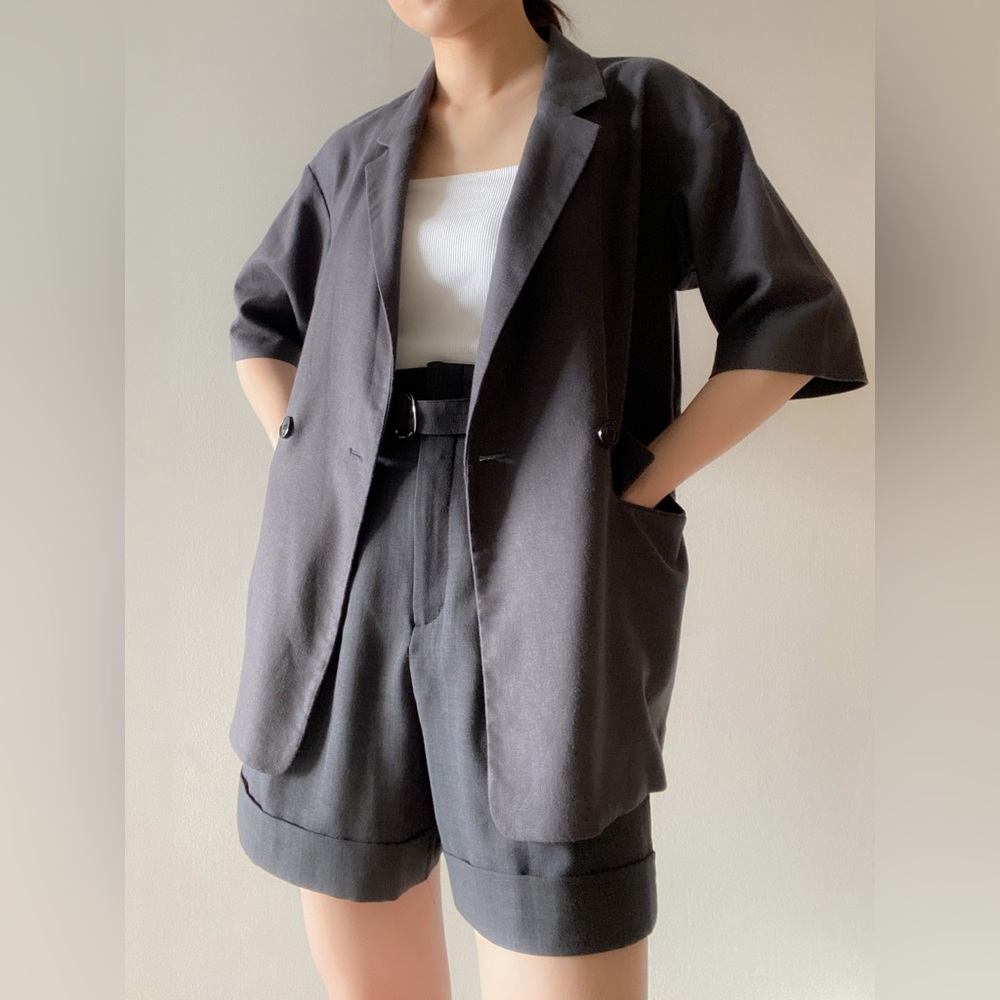 Shirt set